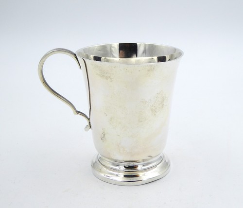 Bezaubernder becher krug - /,